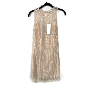 Lush Lace & Mesh Sleeveless Beige Cocktail Dress S